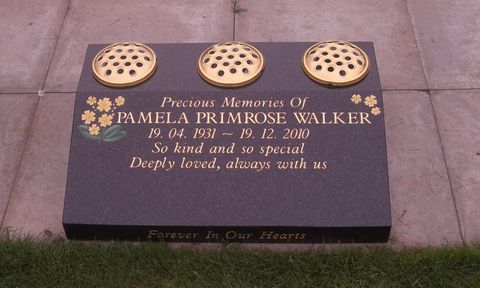 Cremation memorials