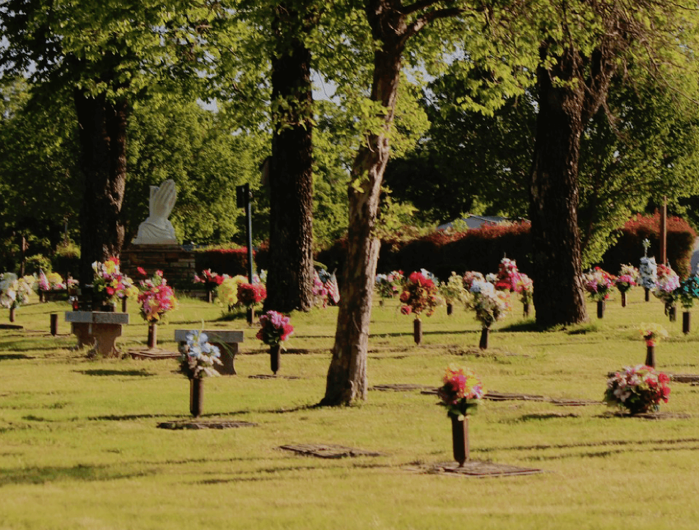 Woodlawn Memorial Park Grounds