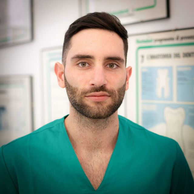 assistente alla poltrona dello studio