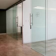 ESPECIALIDADES EN CRISTAL TEMPLADO GLASS MASTER -PUERTA CRISTAL TEMPLADO