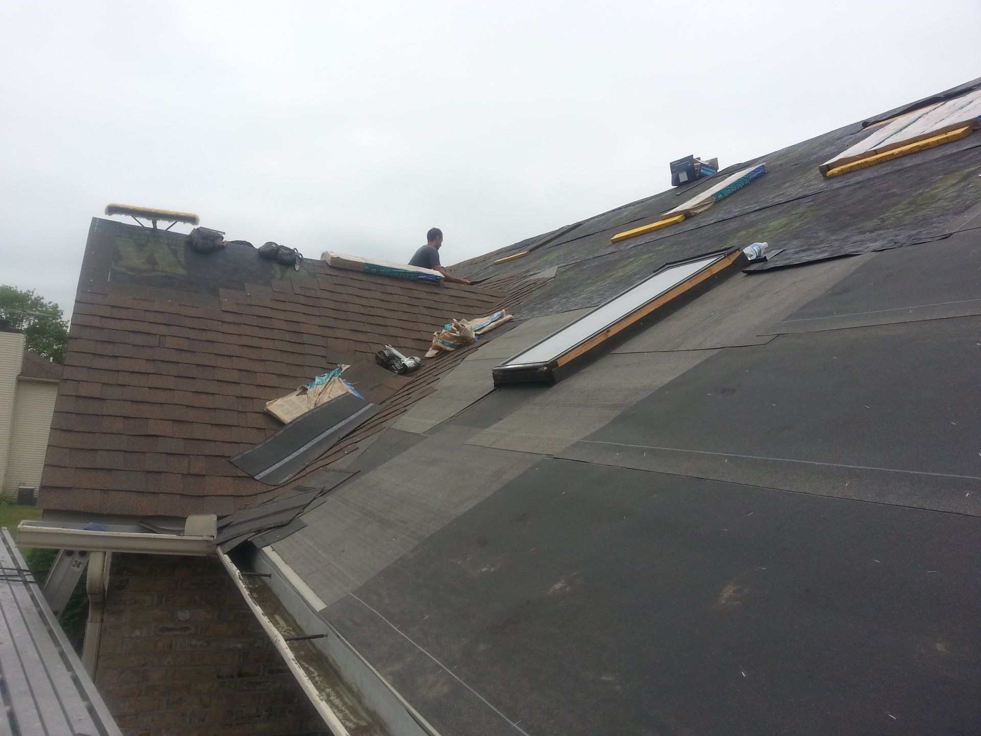 Roofing in Gibraltar Michigan