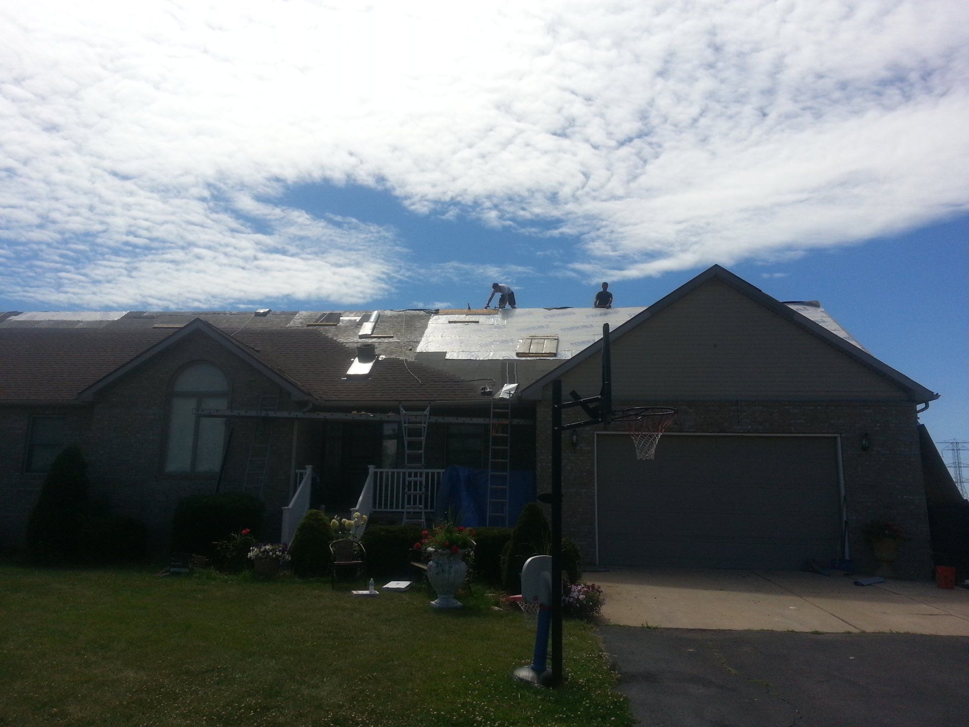 Roofing in Woodhaven Michigan