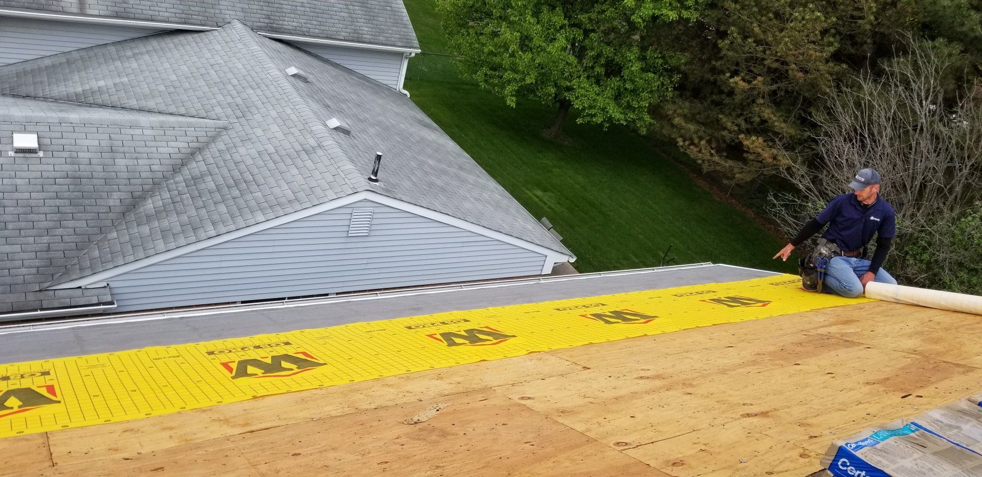 Roofing in Rockwood Michigan