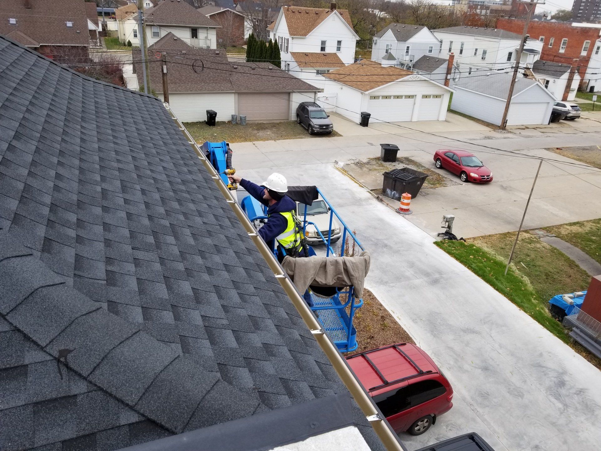 Gutters on wyandotte fire station