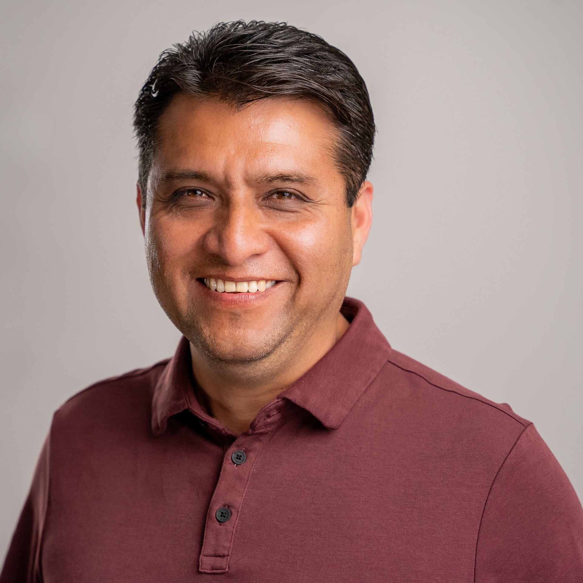 Headshot of Jeronimo Flores