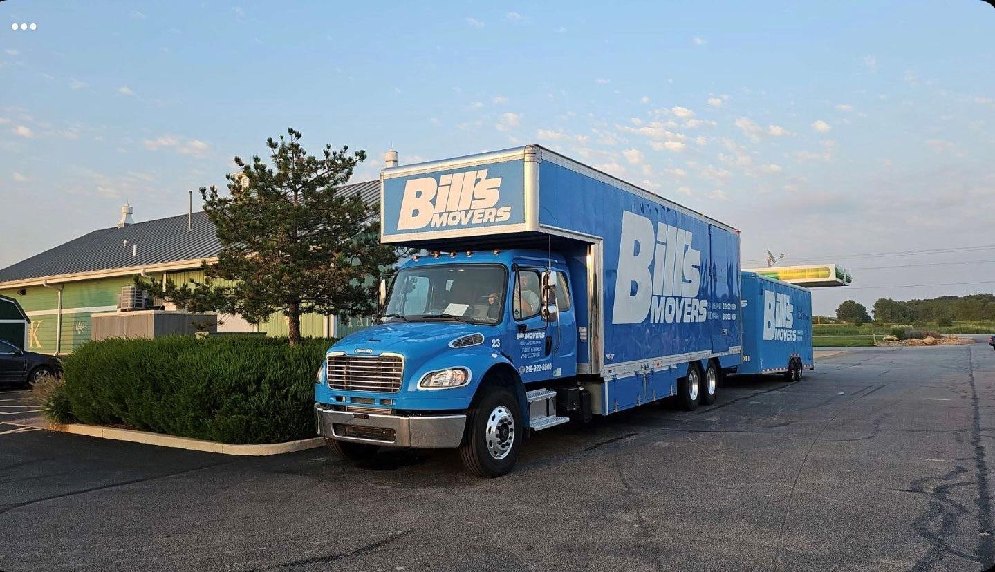 Elegant Moving Truck — Highland, IN — Bill's Movers & U-Lock Storage