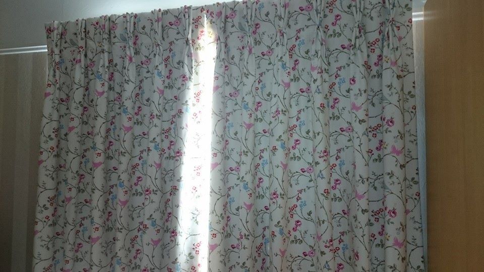 curtains with dainty flower pattern