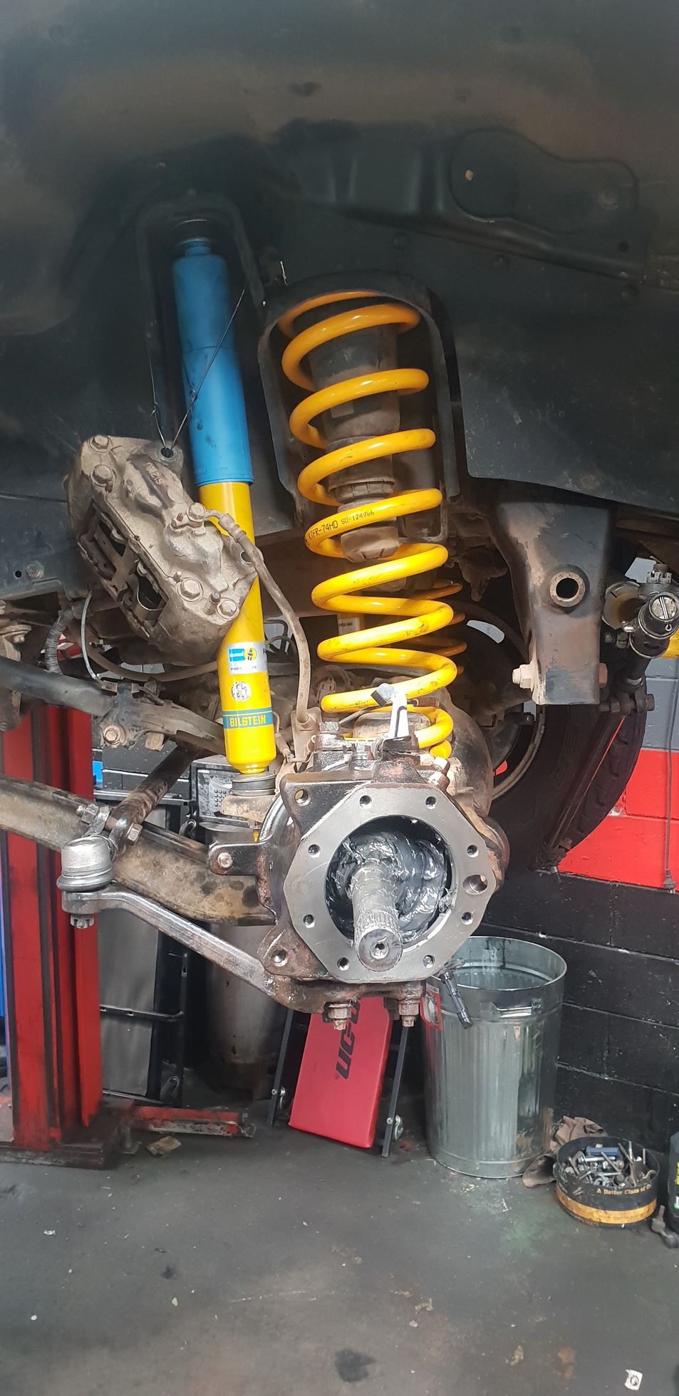 Close up of A Suspension Lift β Sebring All Mechanical Repairs In Mermaid Beach, QLD