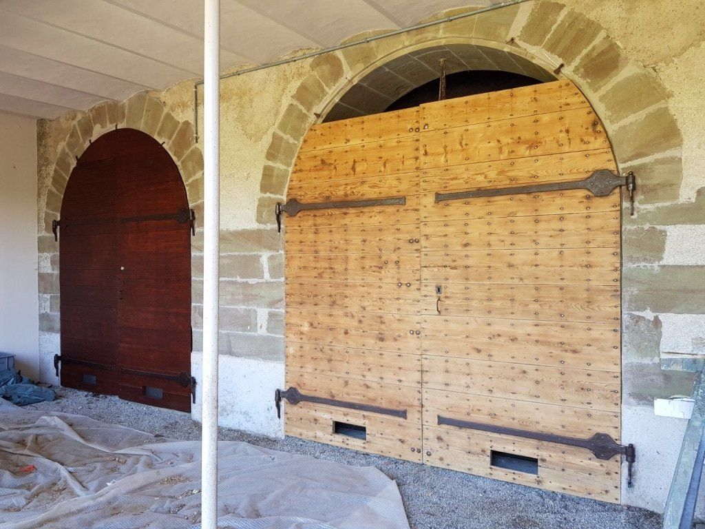 porte menuiserie luquiens