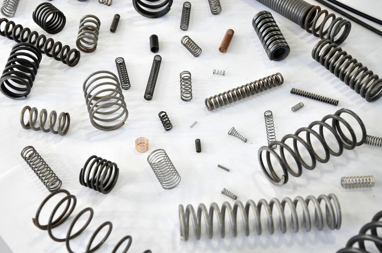 fornitura molle a compressione 