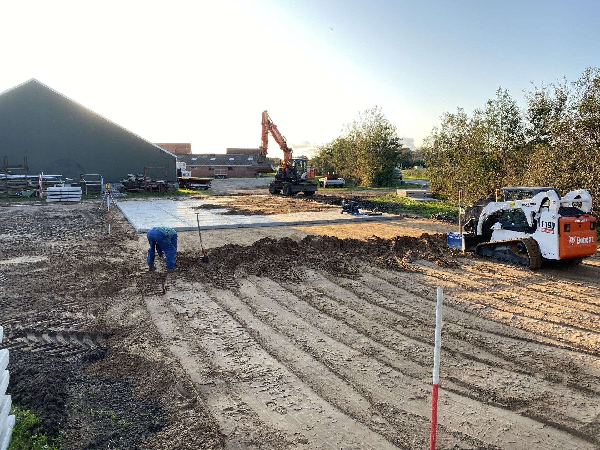 Herinrichting terrein door stelconplaten