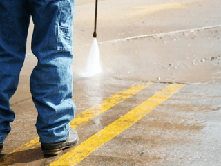 Sanificazione di pavimento