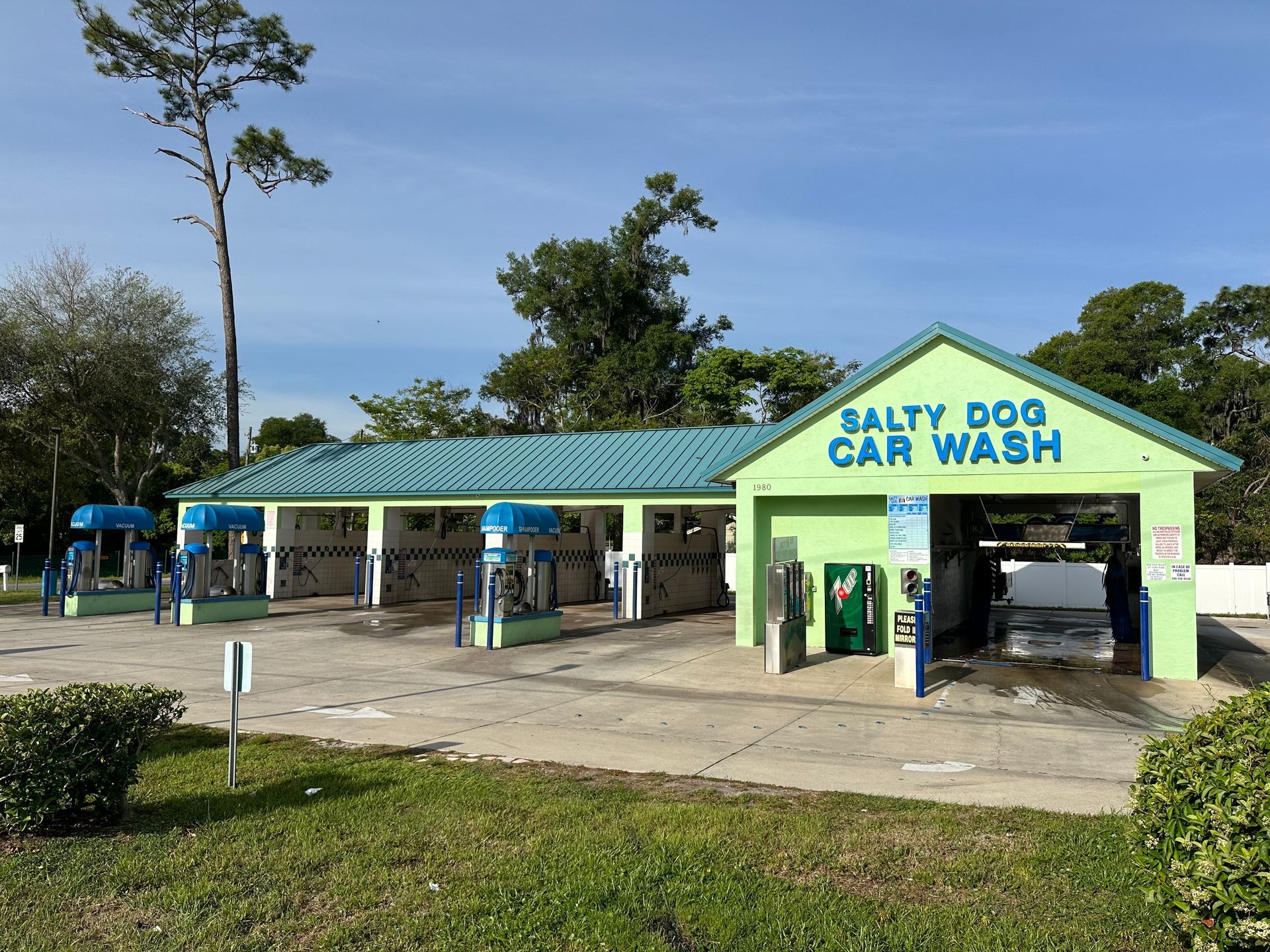 Salty Dog Car Wash Exterior