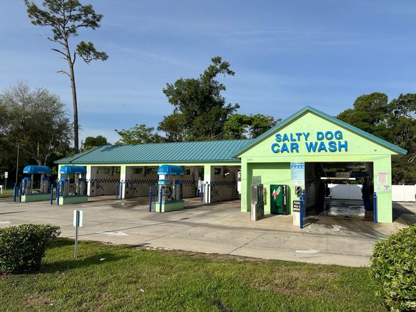 Salty Dog Car Wash Exterior