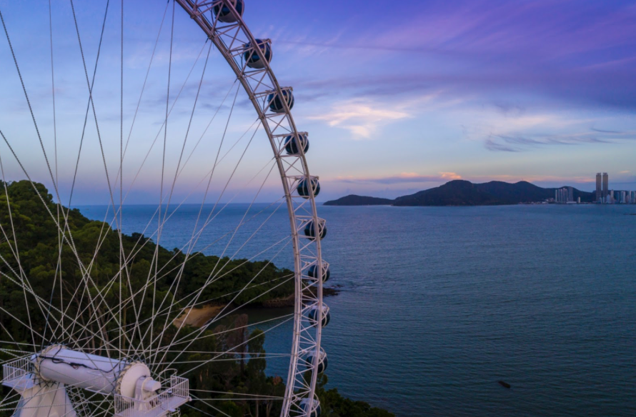 Vista do entardecer em Balneário Camboriú