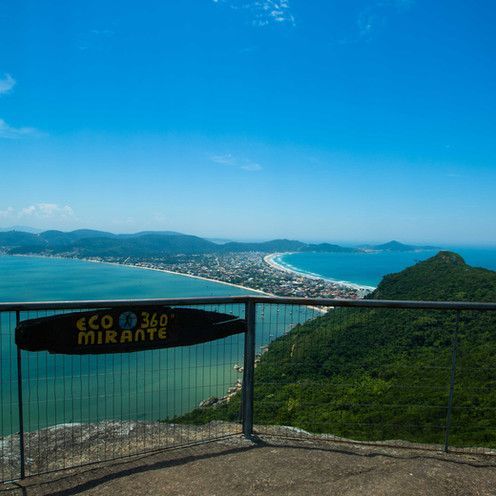 Vista da cidade no mirante eco 360 em Bombinhas | Foto: Setur Bombinhas