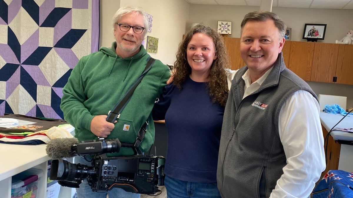 Rachel Ann of Rachel Ann Quilts talking with Jeff Alexander, host of Small Towns for WBAY 