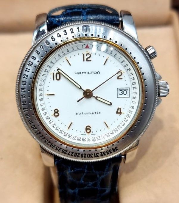Orologio usato ricondizionato HAMILTON AUTOMATIC con cinturino in pelle.