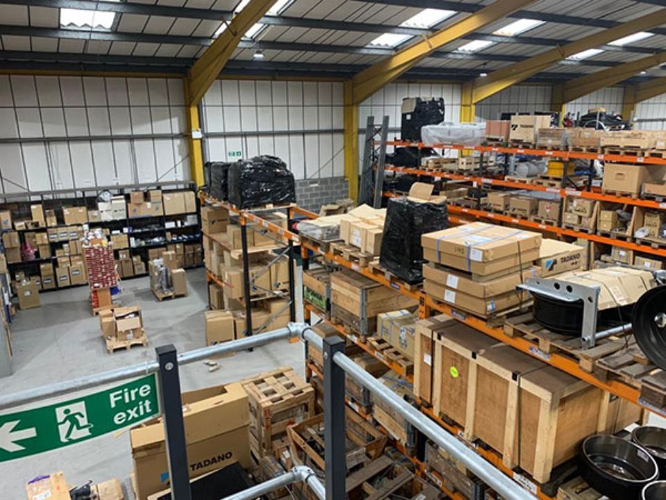 Scatole in magazzino