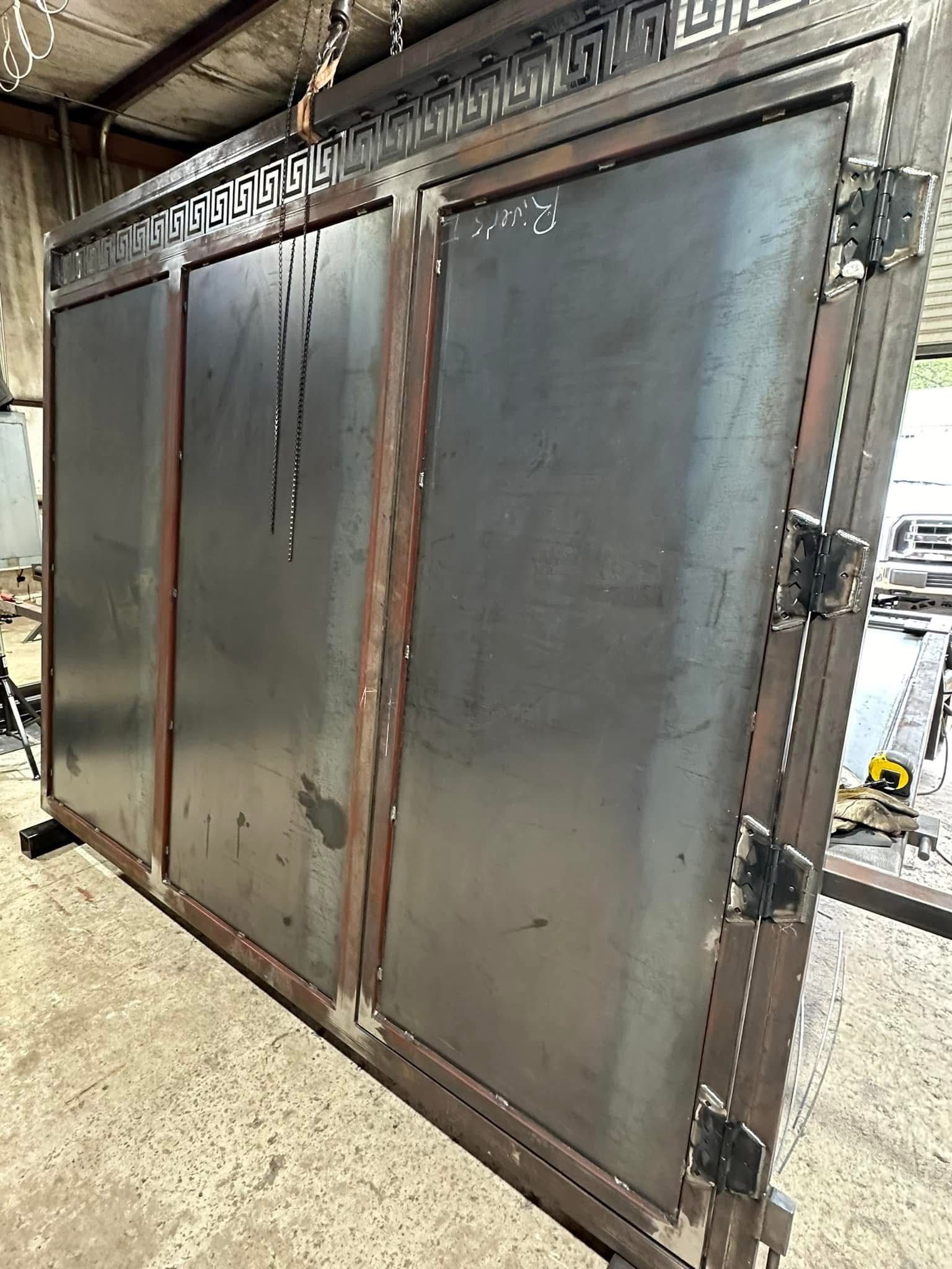 Customized Gate