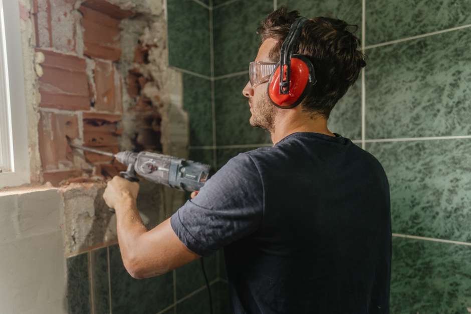 Bathroom grouting while attempting a 