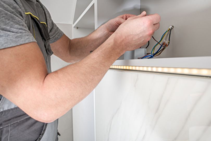 LED light installation in a trendy and modern bathroom.