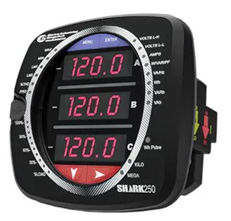 La pantalla digital del Shark 250 muestra los números 120.0 y 120.0