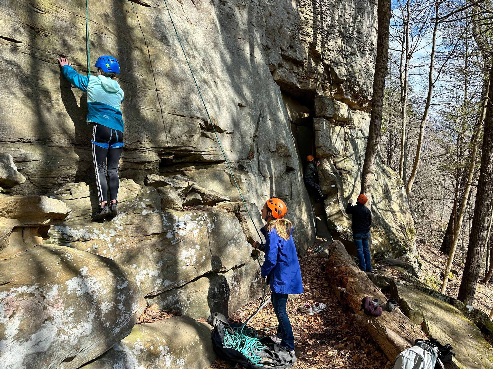 new climber working with red river gorge climbing guides