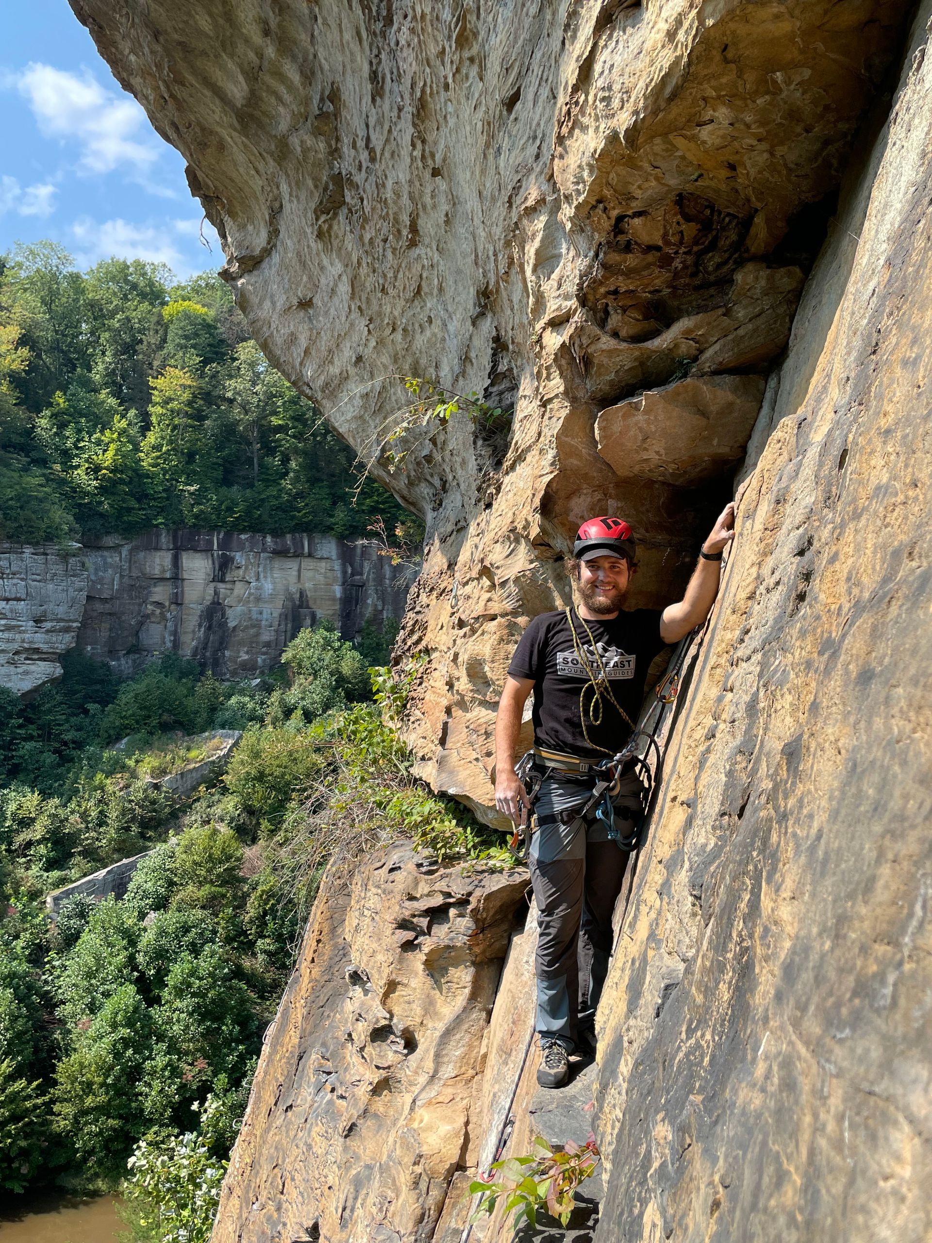 Prevent accident by learning how to clean climbing anchor from a professional