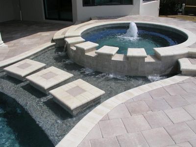 Circular Pool with Custom Shaped Pool - Pool & Deck Construction in Sarasota, FL