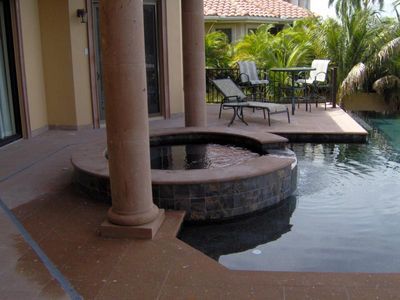 Circular Pool - Pool & Deck Construction in Sarasota, FL