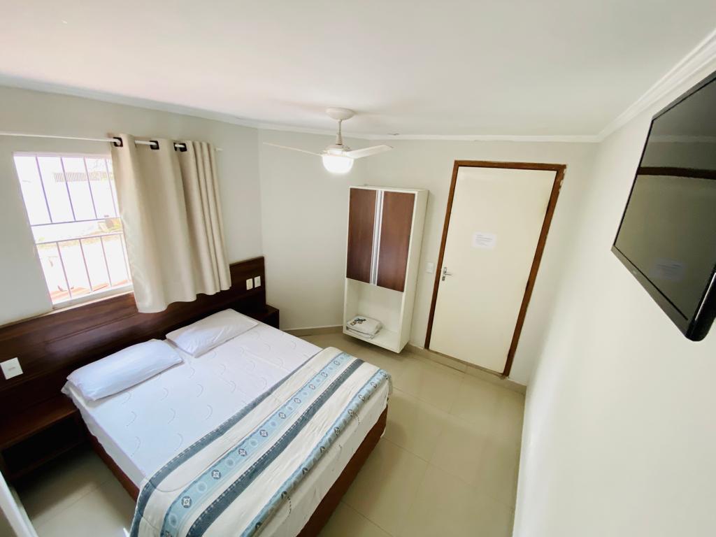 quarto cama de casal