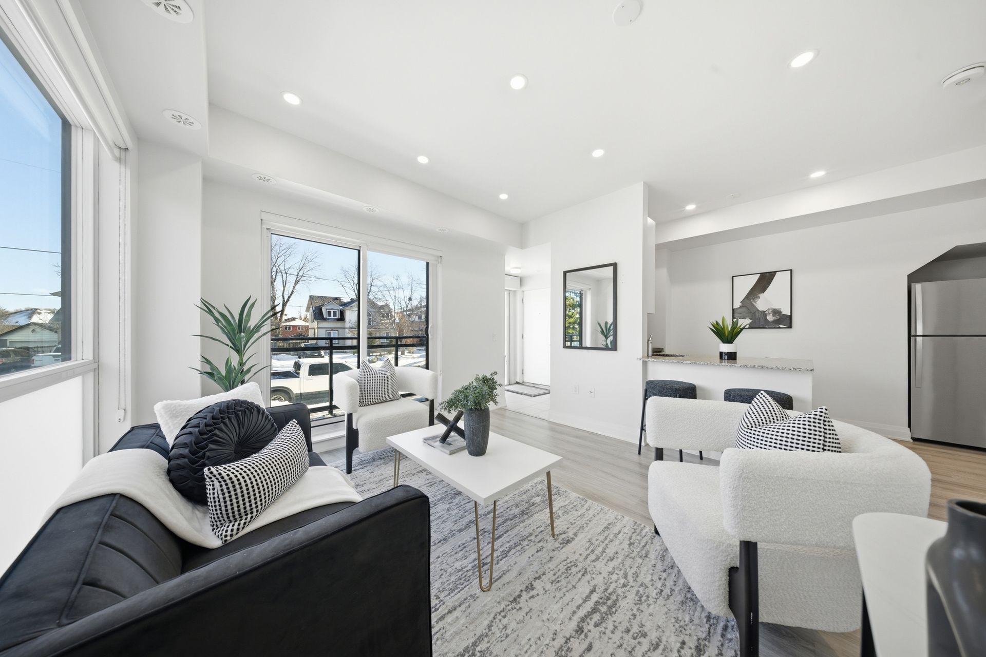 48 Coles Living Space