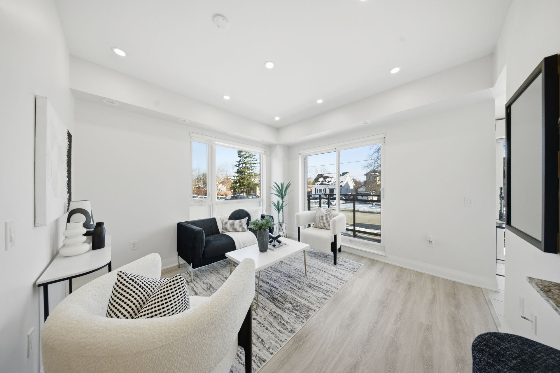 48 Coles Living Space