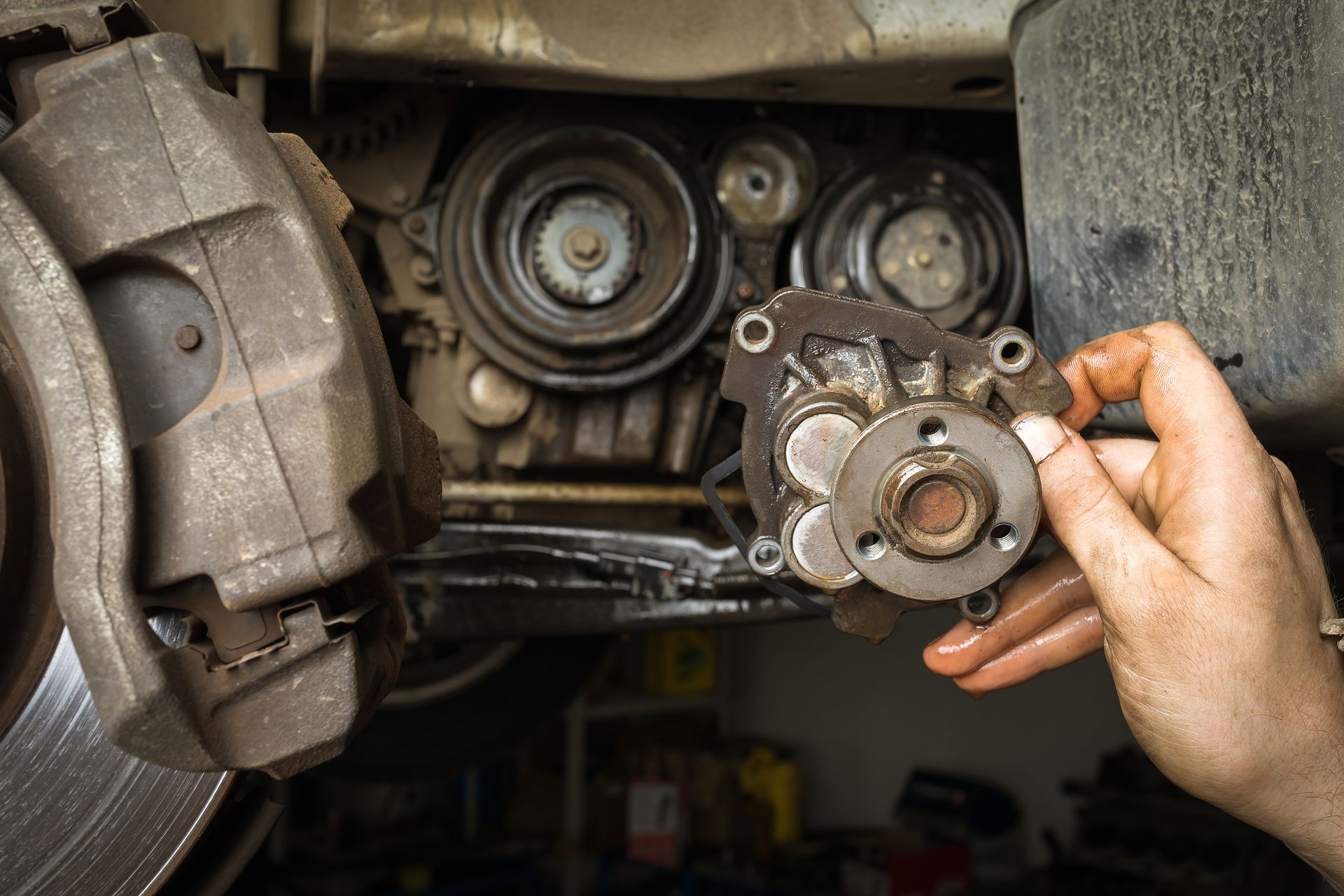 How to Spot a Malfunctioning Water Pump In A Car | Auto Gallery Mall Of Georgia Service
