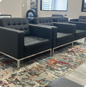 Shop Seating Area | Auto Gallery Mall Of Georgia Service