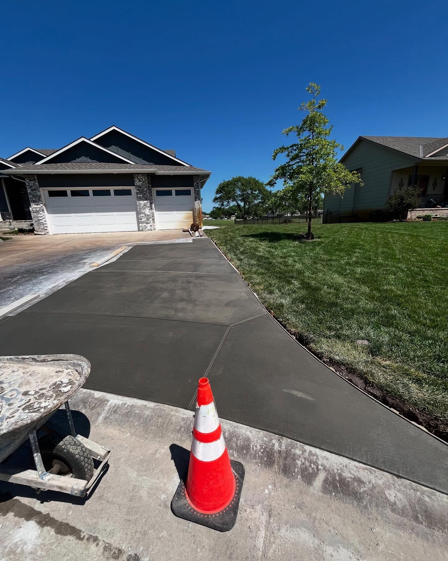 Concrete driveway extesnion