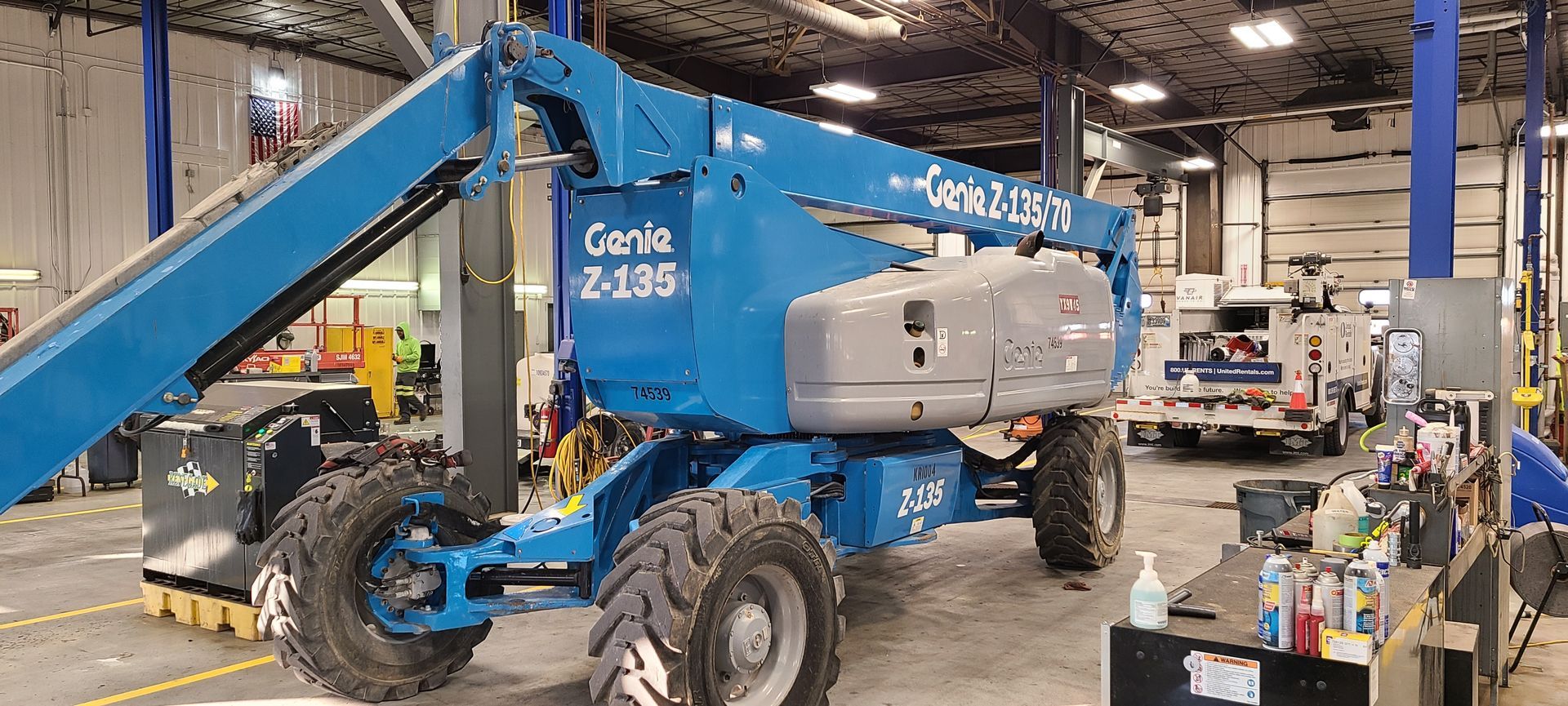 Genie Z135 Articulated Boom Lift