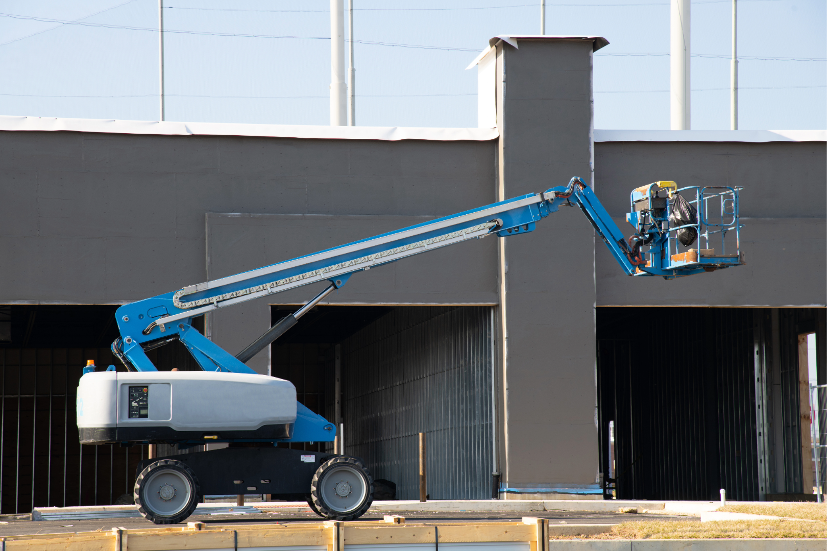 Genie S-65 Telescopic Boom Lift