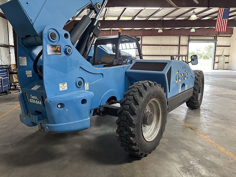 2014 GENIE GTH-844 Telehandler
