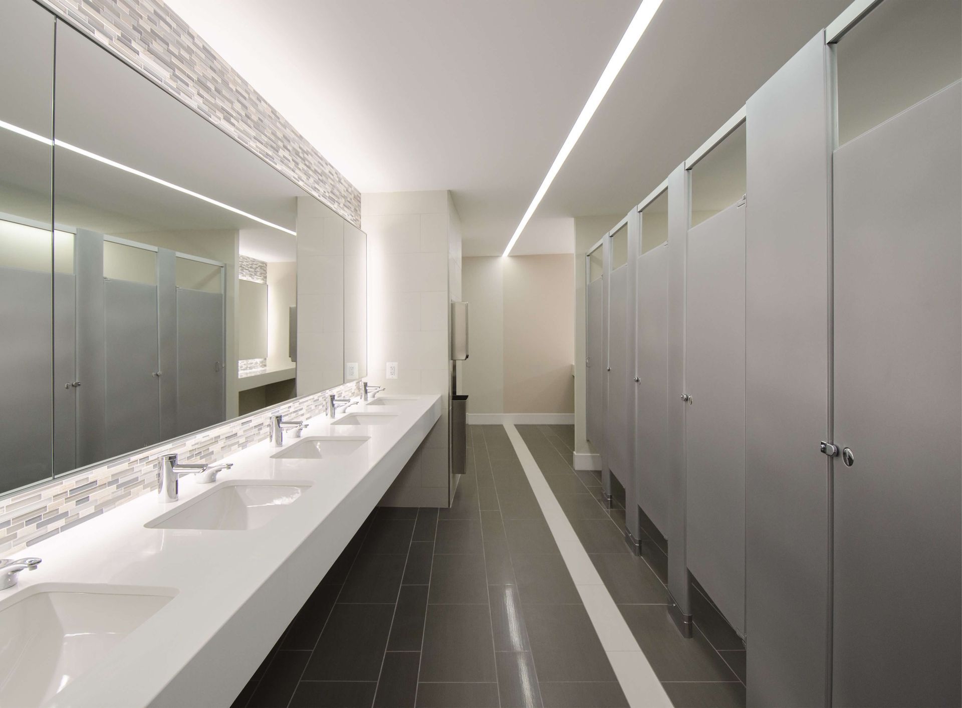 Cleaning Services | North Broward County, FL | Eagle Property Service Inc.