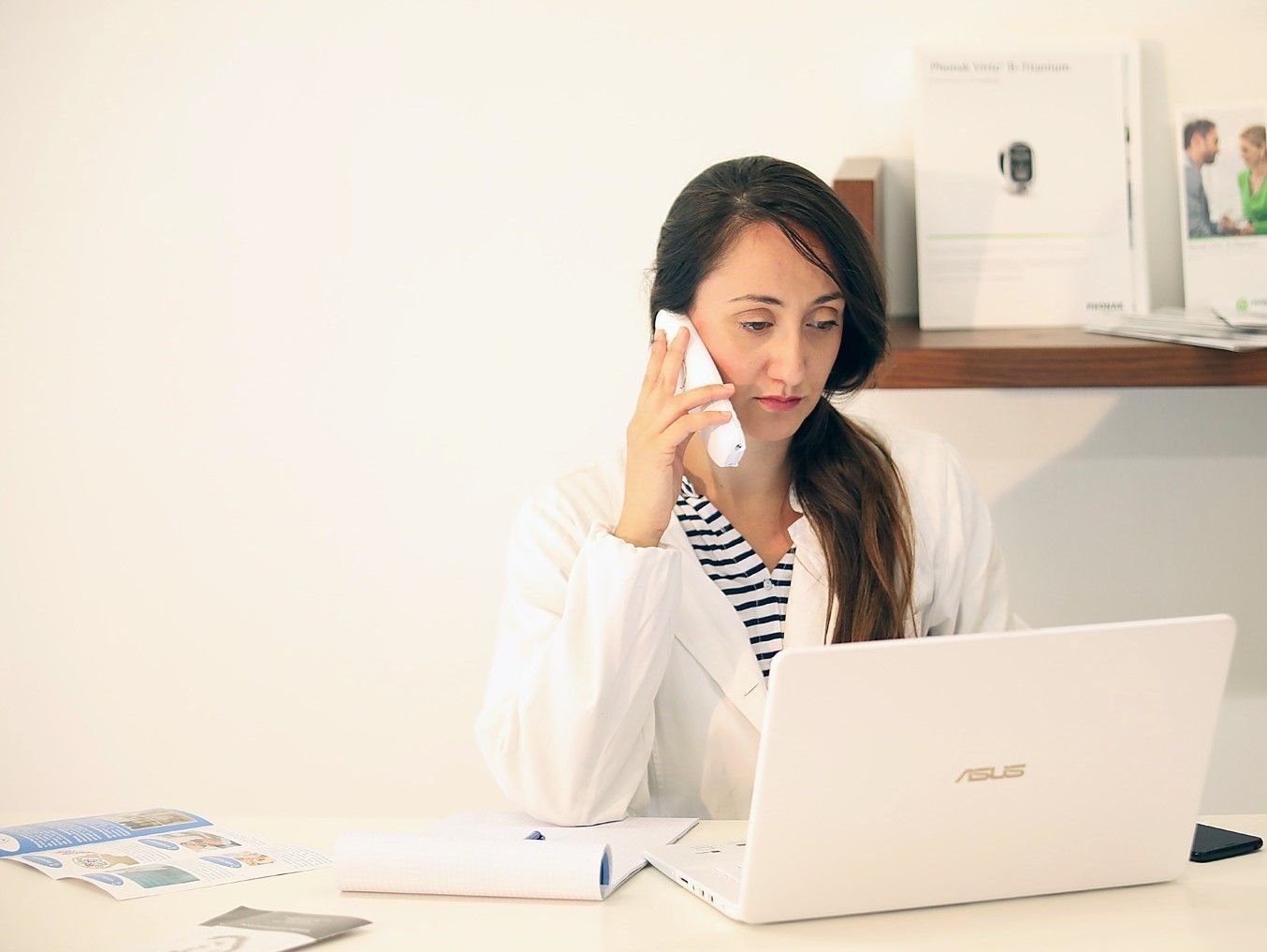 receptionist clinica audiologica