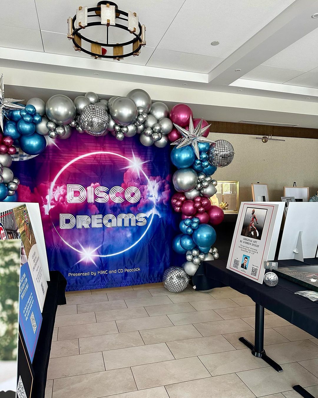 disco themed balloon arch in chicago