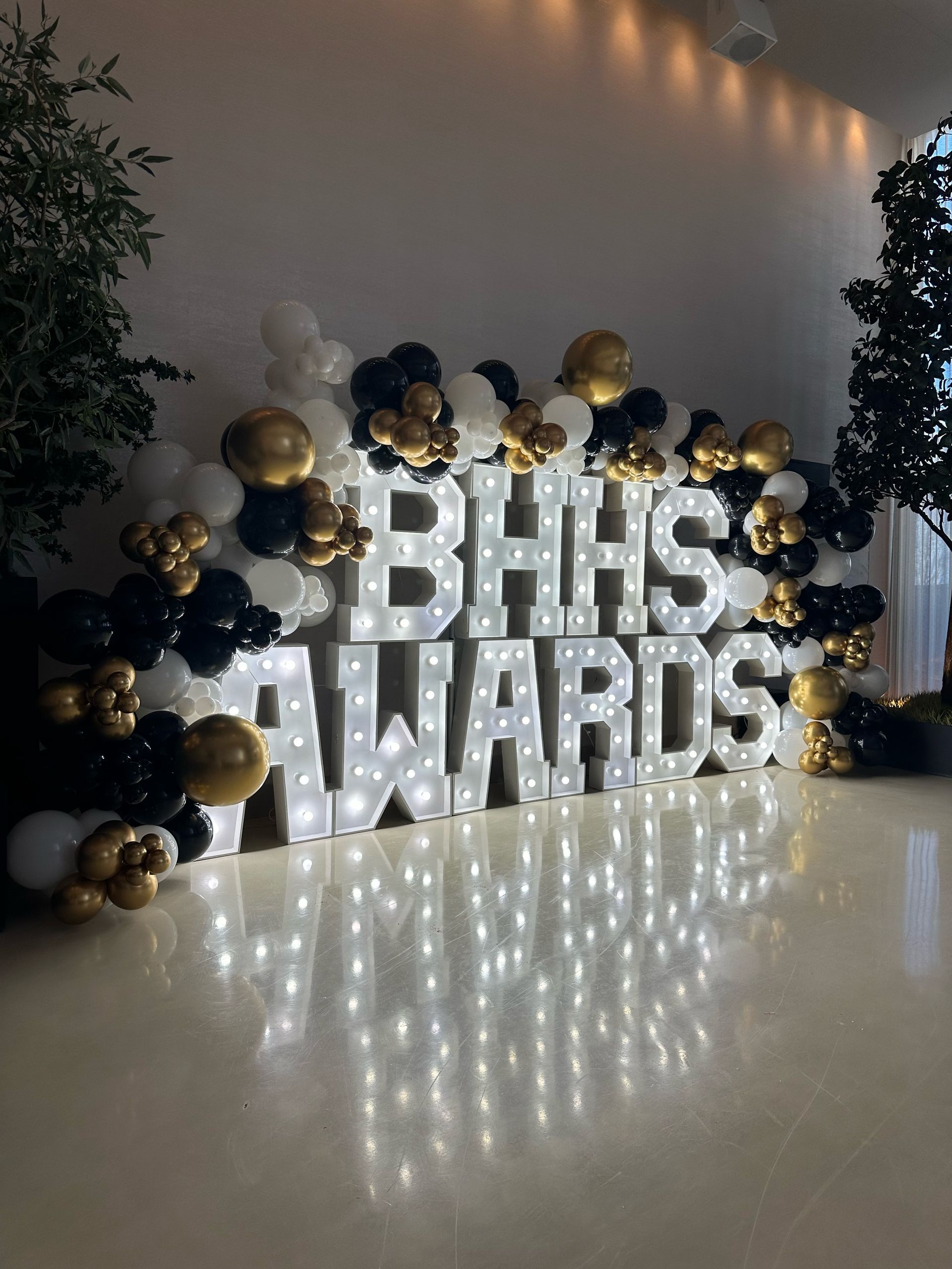 large marquee light up letter rentals in chicago