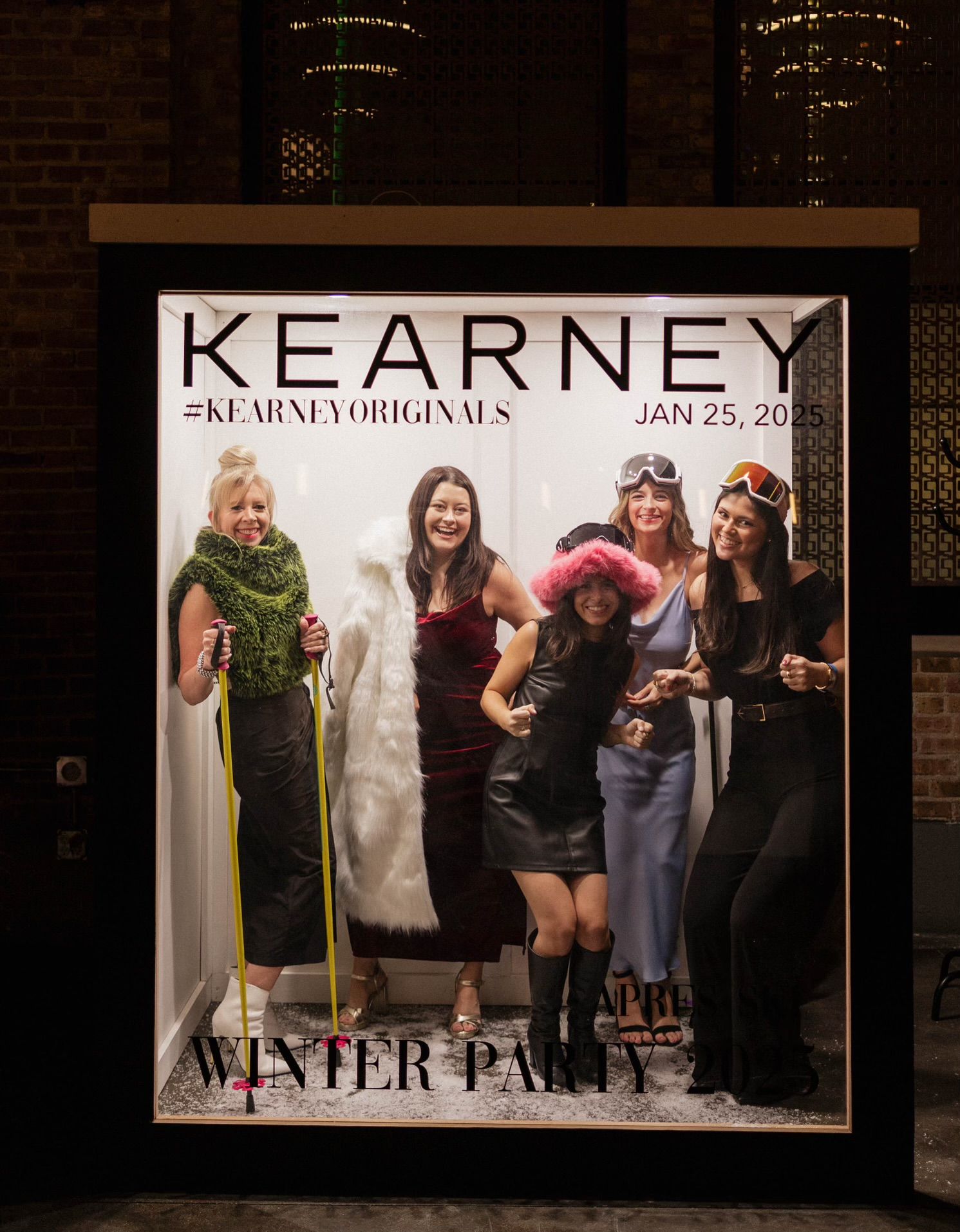 Stylish photo booth box rental for bridal showers in Chicago