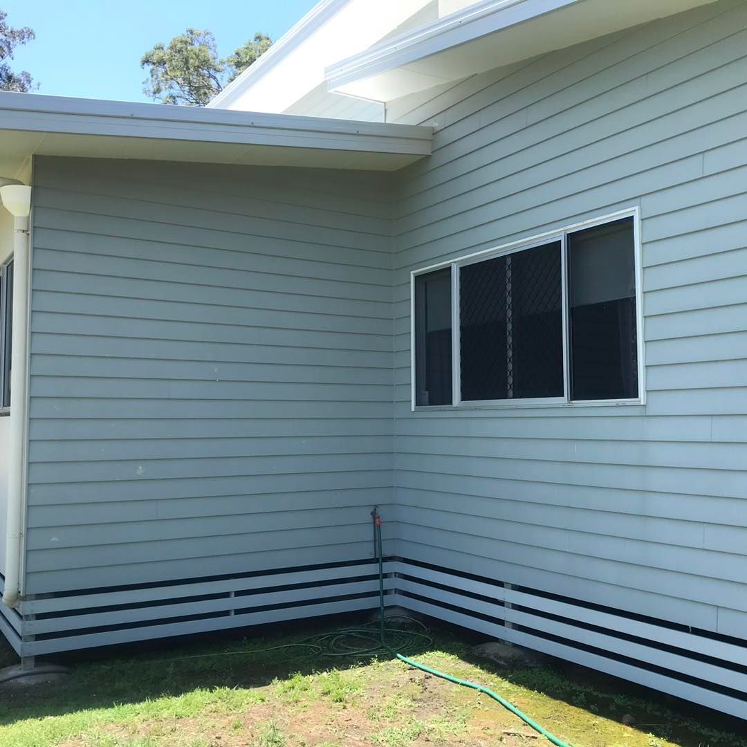 A Clean White House After Cleaned by a High Pressure Water — Derek's Dirty Deeds In Maryborough, QLD
