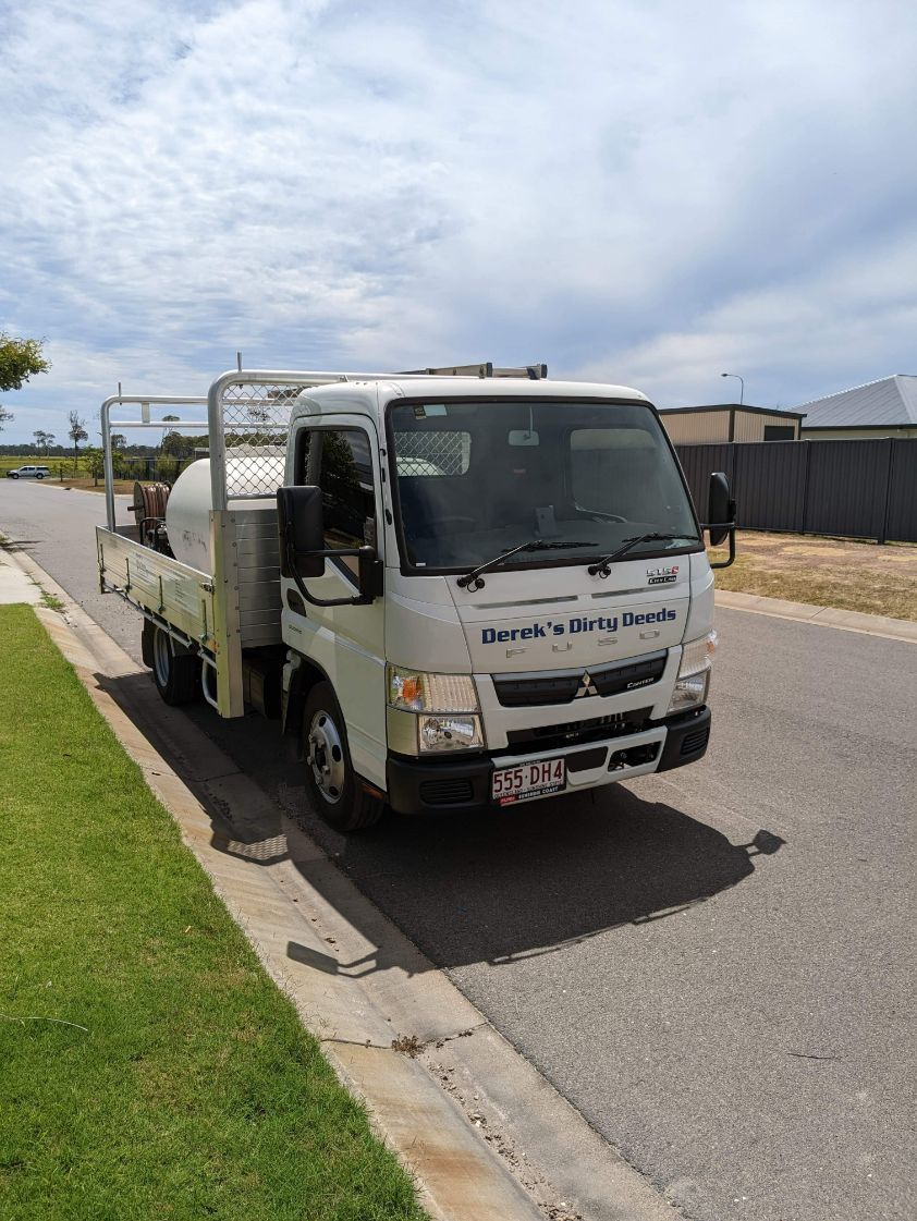 Truck With Water Tank — Derek's Dirty Deeds In Booral, QLD