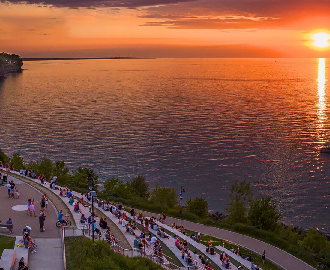 Home buying and selling in Lakewood, Ohio with Ericka Bazzo real estate agent