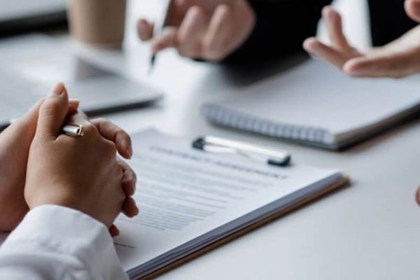 Ericka Bazzo, local Lakewood and Northeast Ohio real estate agent, uses expert pricing and negotiation tactics to price homes listed for sale so that they sell quickly.