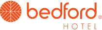 Logotipo del Bedford Hotel con diseño de círculo naranja y texto naranja.